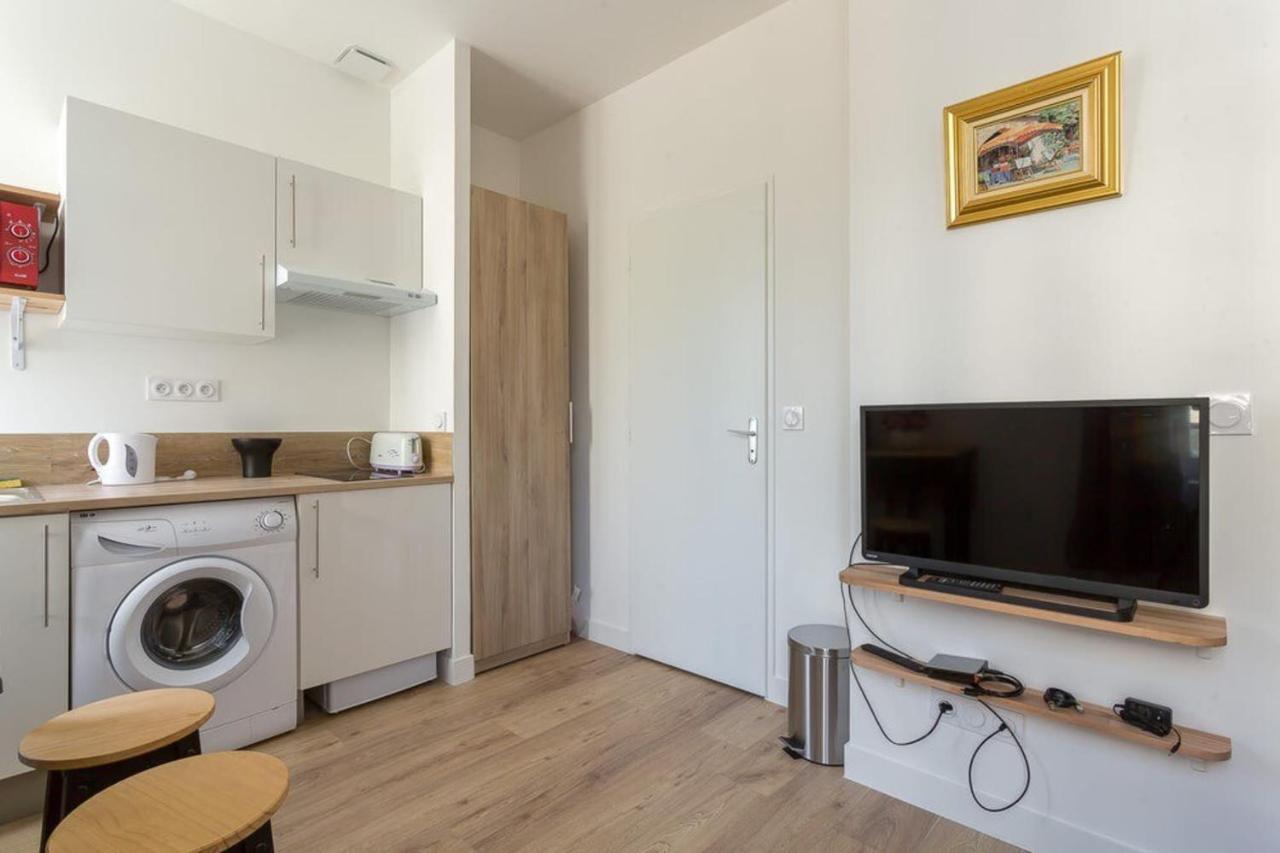 Studio Near Metro And Universities - Lyon 7 Λυών Εξωτερικό φωτογραφία